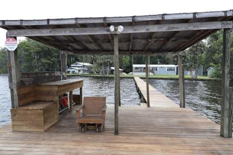 St Johns River Retreat Unit 1 Crescent City ภายนอก รูปภาพ