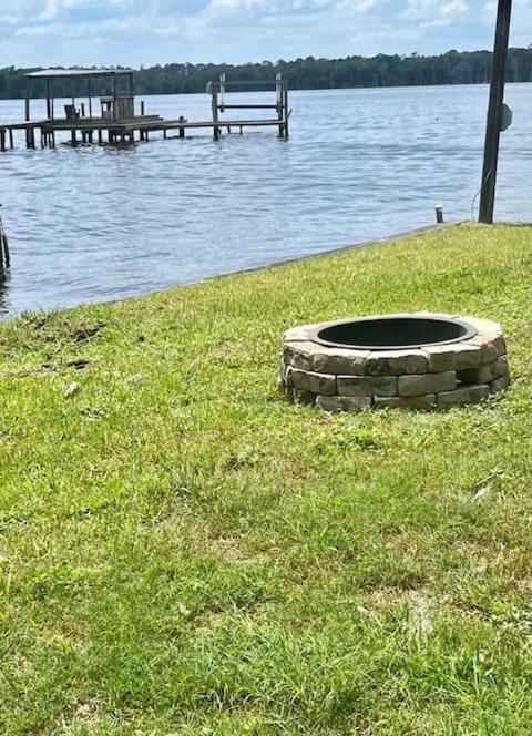 St Johns River Retreat Unit 1 Crescent City ภายนอก รูปภาพ